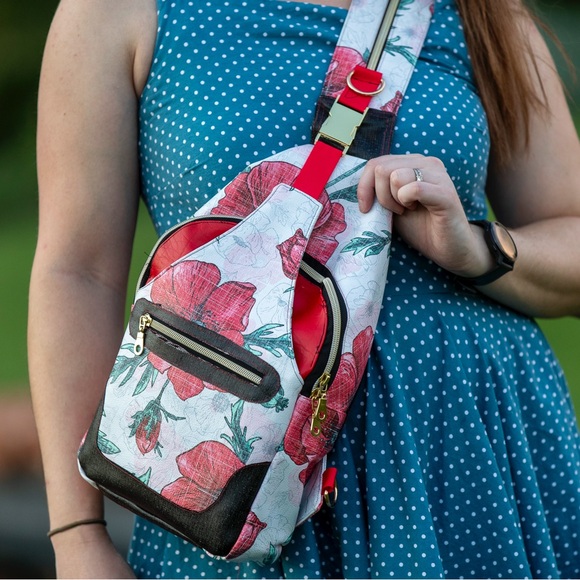 Floral Red Backpack - Picture 3 of 7